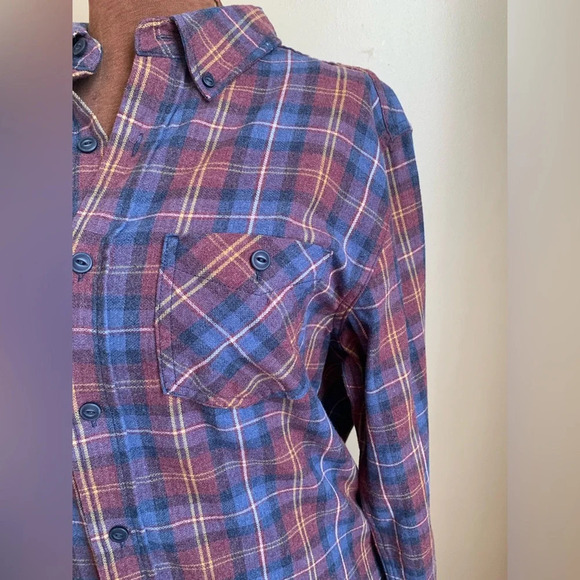 Weatherproof flannel butt down shirt, plaid shirt - Picture 3 of 10